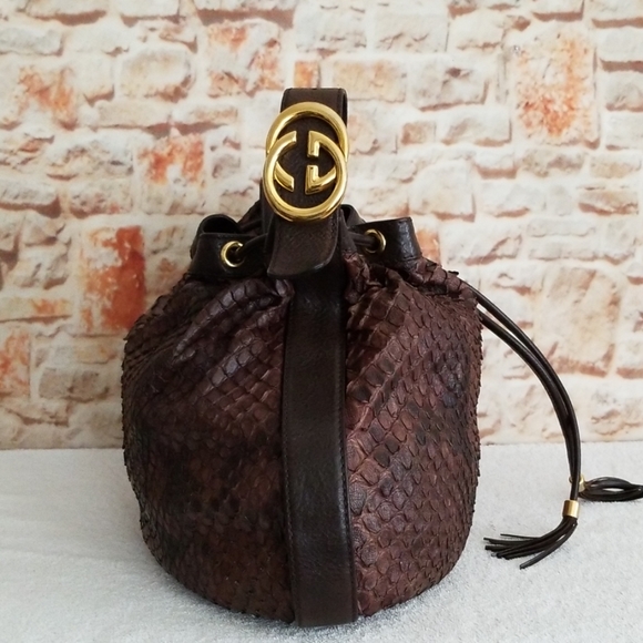 Gucci Python Interlocking Icon Shoulder Bag - Picture 4 of 12